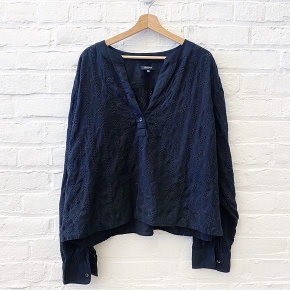 Madewell || Long-Sleeve Popover Top in Eyelet Linen Blend Black XXL - Picture 2 of 8